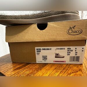 Chaco Gray Revel Chelsea Shoes